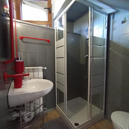 아파트 Ortacolorhome-greyhome Boleto 마돈나 델 사소